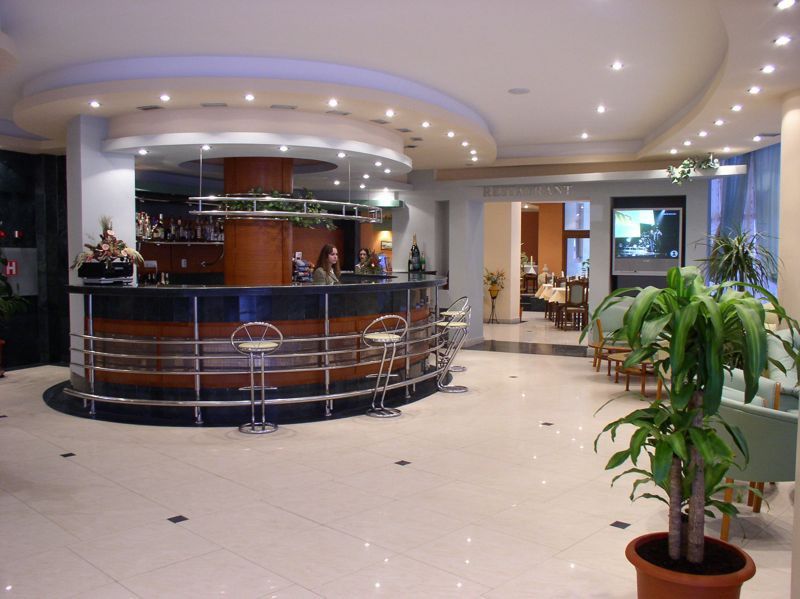 Hotel Rex Tulcea Exterior foto
